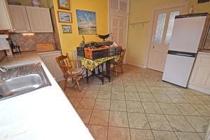 - click for photo gallery